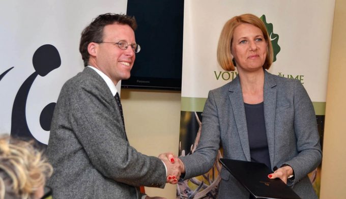Memorandum between WWF DCP and Forest Public Enterprise , © by WWF in Serbia